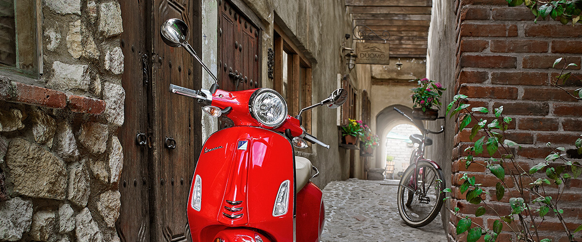 vespa_primavera_roja